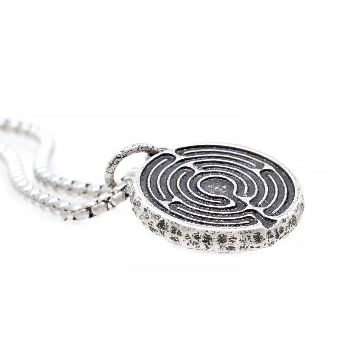 Pendere | Labyrinth