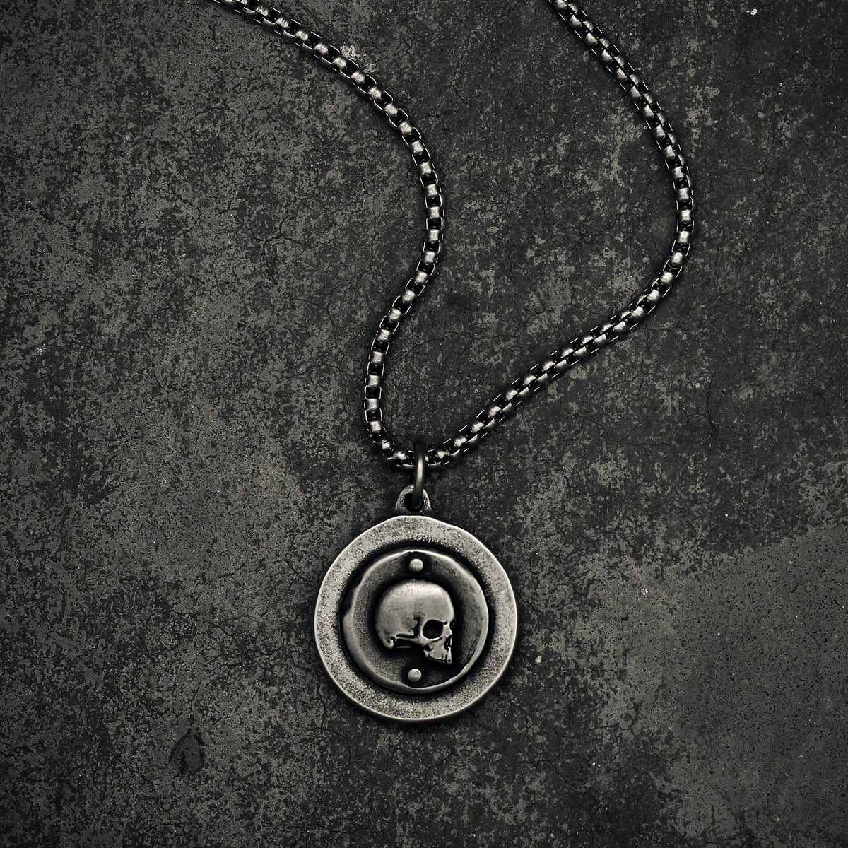Pendere | Skully